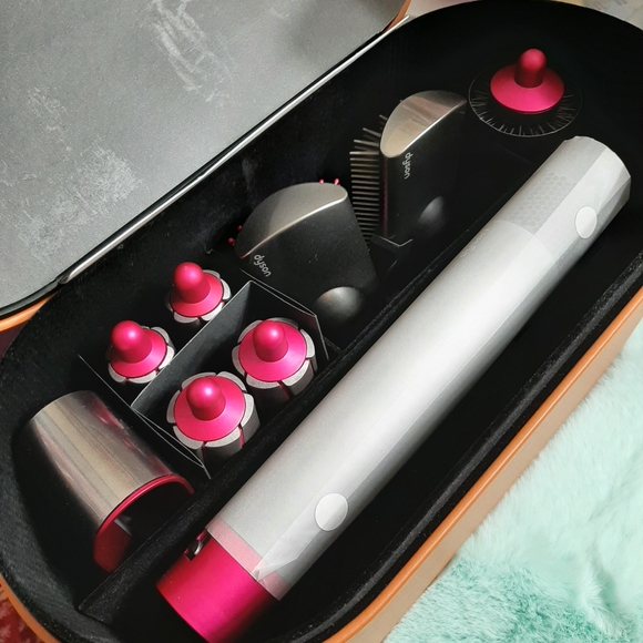 💥💫BRAND NEW DYSON AIRWRAP COMPLETE SET - Picture 7 of 16